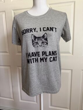 Sorry, I Can't - I Have Plans With My Cat Gray Graphic Tee